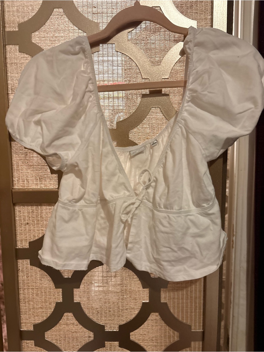 Sunday Best White Puff Sleeve Tie-Front Crop Top